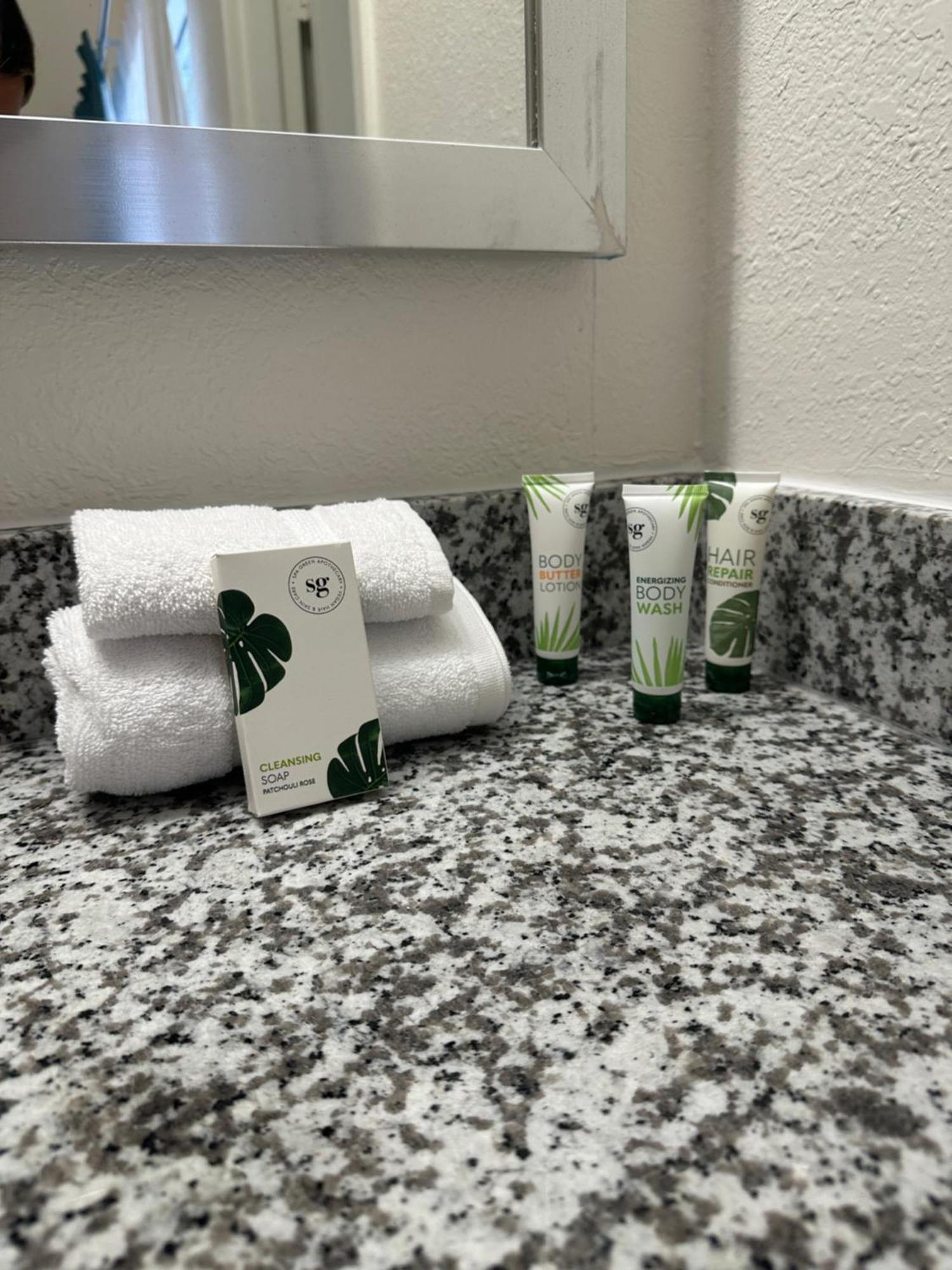 Oasis Bay Suites, Tampa, Busch Gardens, Usf Εξωτερικό φωτογραφία